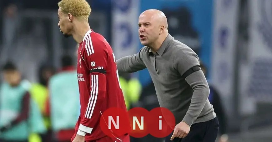 مدرب سلوت يفضح السر وراء نقطة ضعف المهاجم الفرنسي