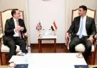 وزير الصناعة يلتقي سفير بريطانيا بالقاهرة لتعزيز التعاون المشترك في القطاع الصناعي