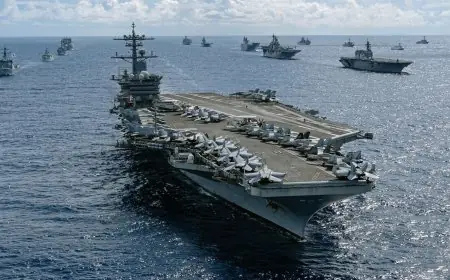 الحرس الثوري الإيراني يعلن استهداف حاملة الطائرات الأمريكية لينكولن بأربعة صواريخ باليستية