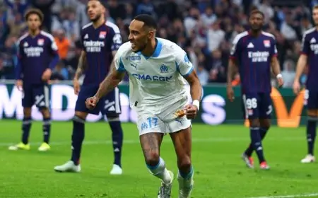 أوباميانغ يشعل الملعب بفوز مارسيليا المثير على ليون برغم هدايا إندريك