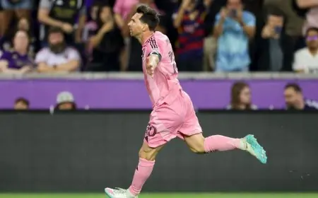 ميسي يبدع بهدفين رائعين من خارج منطقة الجزاء في مرمى أورلاندو