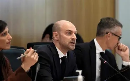 فرنسا تدعو إيران لتقديم تنازلات كبيرة لتحقيق حل سياسي شامل