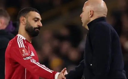 سلوت يثني على براعة محمد صلاح في إنقاذ نفسه ويكشف سر التشكيك في قرارات التحكيم