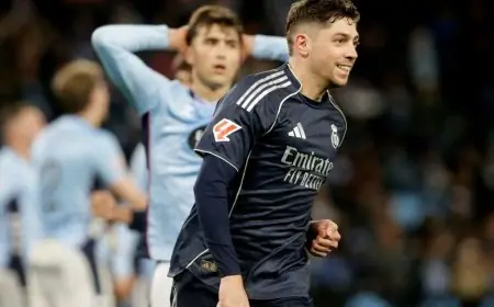 ريال مدريد يستفيد من خطأ تحكيمي واضح في صراعه مع برشلونة