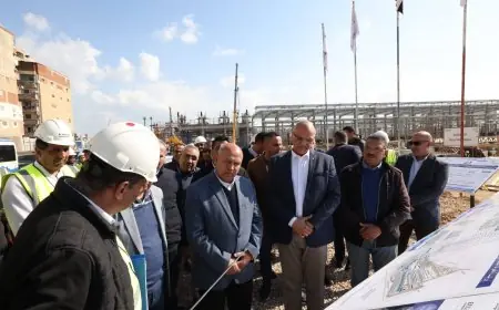 جولة تفقدية لوزير النقل ومحافظ الإسكندرية في المرحلة الأولى لمترو المدينة واستعراض لأحدث الإنجازات