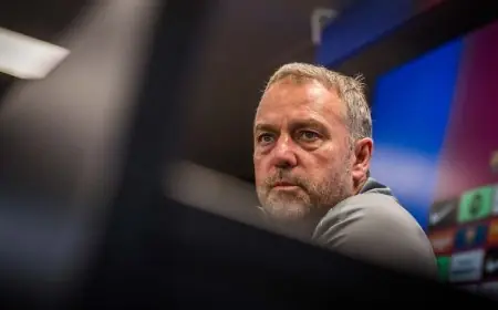 تحذير فليك لبرشلونة: نيوكاسل يشكل خطراً بسرعاته العالية ويتجنب ضجة تشافي