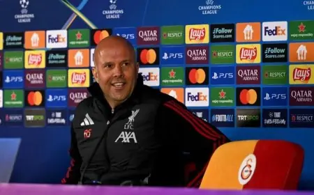 سلوت يعبر عن احترامه المتزايد لمدرب غلطة سراي ويقر بفقدان أليسون وكييزا