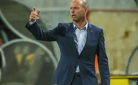 شرط كارثي يمنع الأهلي من إقالة توروب ويهدد بموسم بلا بطولات