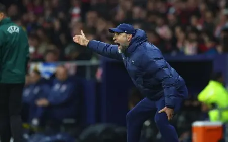 مدرب توتنهام يعترف بخطأ إشراك الحارس كينسكي ويشعر بأن الظروف لم تكن في صالح الفريق