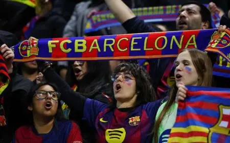 مشجع برشلونة يرتكب خطأ كبيرًا ويتجه لمباراة في دوري الدرجة الثانية بدلًا من ملعب نيوكاسل