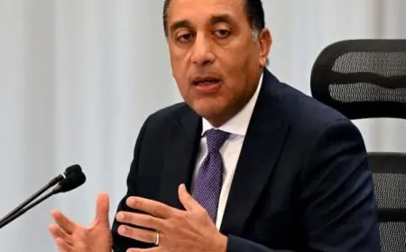 مدبولي يرأس اجتماع لجنة الأزمات المركزية ويوجه لبدء تنفيذ إجراءات ترشيد الإنفاق لتحقيق الاستدامة الاقتصادية