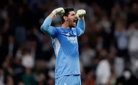 تيبو كورتوا يرد بقوة على الإعلاميين: ريال مدريد ليس مجرد حضانة للأطفال