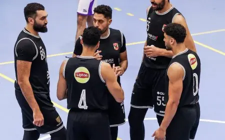 مواجهة نارية اليوم: رجال سلة الأهلي ضد سبورتنج في بطولة الدوري