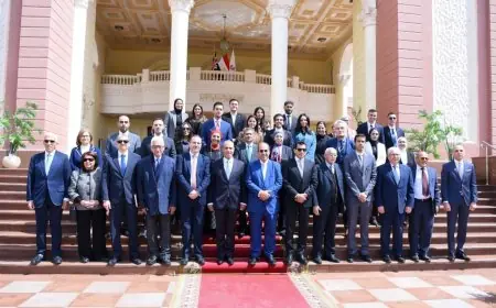 وزير الخارجية يلتقي طلاب الجامعة البريطانية في مصر في حوار تفاعلي مثير