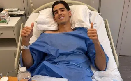 نايف أكرد يوجه رسالة هامة للمغاربة بعد نجاح عملية جراحية