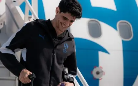 حلم الطفولة يغري ياسين بونو ويثير الشكوك حول مستقبله مع الهلال