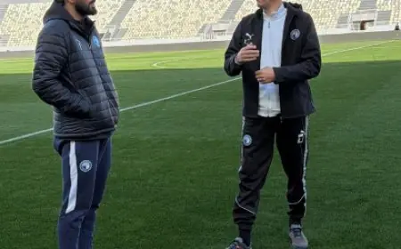 يورتشيتش يتفقد استعدادات ملعب مواجهة بيراميدز والجيش الملكي