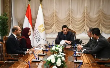 استقبال مميز من وزير الشباب والرياضة للاعبة الشطرنج شروق وفا مع التزام بدعم الأبطال المصريين