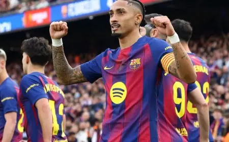 ثلاثية مذهلة من رافينيا تقود برشلونة لاكتساح إشبيلية وكانسيلو يسجل هدفاً رائعاً