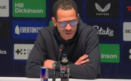 روسينيور يصف ليلة تشيلسي الأصعب: لا خلافات داخلية في الفريق