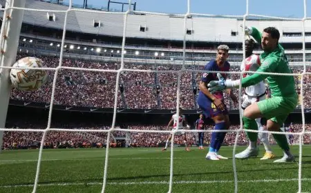 الأخطبوط يقود برشلونة للصدارة ويبتعد عن ريال مدريد بـ7 نقاط في الليغا