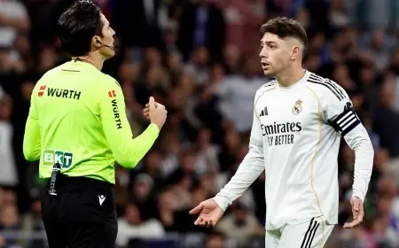 فالفيردي يحقق أفضل أرقامه مع ريال مدريد ويتعرض للطرد الثاني في مباراة الديربي المثيرة