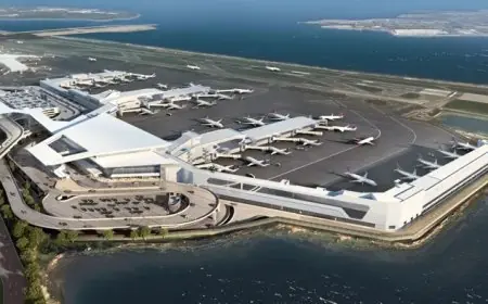 تعليق الرحلات بمطار لاجوارديا في نيويورك بعد حادث طائرة وإعلان حالة الطوارئ