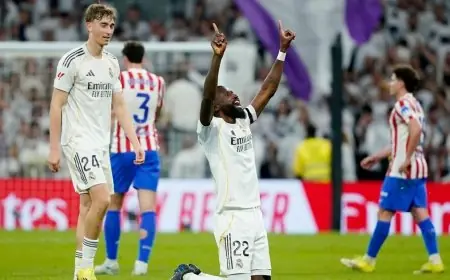 هويسن يعلن عن شريكه المثالي في دفاع ريال مدريد ويشيد بفالفيردي