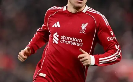 نجم ليفربول كييزا يترك معسكر منتخب إيطاليا إثر إصابة مفاجئة