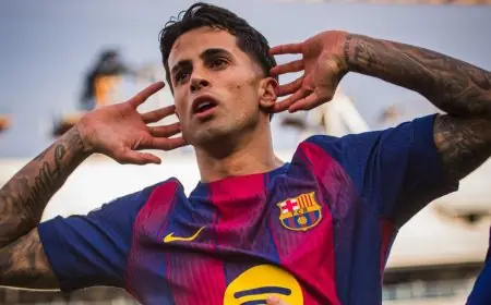 فليك يمنح الضوء الأخضر لاستمرار كانسيلو في برشلونة والقرار الحاسم بيد الهلال