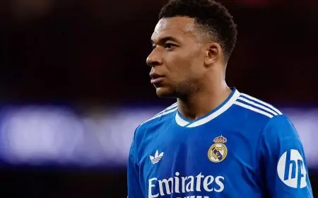 مبابي يؤكد سلامة ركبته ويدحض الشائعات المنتشرة