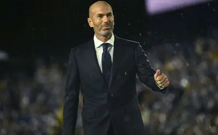 زيدان يختار فريقاً تدريبياً منيعاً لقيادة فرنسا