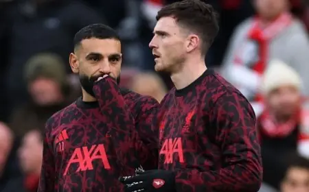 روبرتسون يشيد بمحمد صلاح الأعظم ويطالب بوداع يليق بمكانته العالية