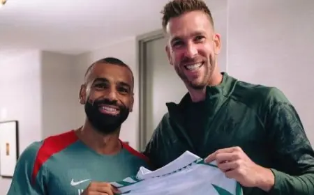 ريال بيتيس يستهدف محمد صلاح بصفقة مغرية بعد وداعه لليفربول