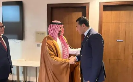 وزير الرياضة المصري يصل جدة برفقة بعثة منتخب الفراعنة بدعوة من السعودية