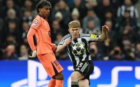 مدافع نيوكاسل يكشف كواليس مواجهة يامال المثيرة في دوري أبطال أوروبا