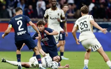 تأجيل مباراة لانس وباريس سان جيرمان يشعل الجدل في فرنسا