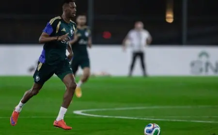 تشكيلة السعودية ضد مصر المتوقعة هل يكون تركي العمار ضمن اللاعبين؟