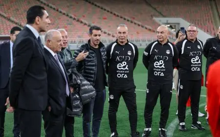 منتخب مصر ينهي تدريباته استعداداً لمواجهة السعودية غداً ووزير الرياضة يلتقي باللاعبين لتعزيز الروح المعنوية
