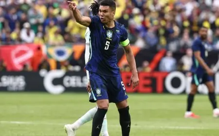 كاسيميرو يشجع عودة نيمار للبرازيل بعد الخسارة أمام فرنسا