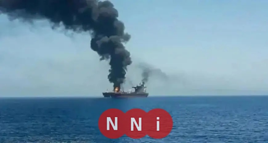 ناقلات النفط تغرق في مضيق هرمز بعد استهدافها وفقًا للتلفزيون الإيراني