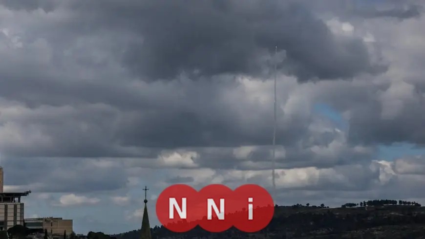 إيران تصعّد المواجهة بإطلاق دفعة صواريخ ضخمة نحو إسرائيل