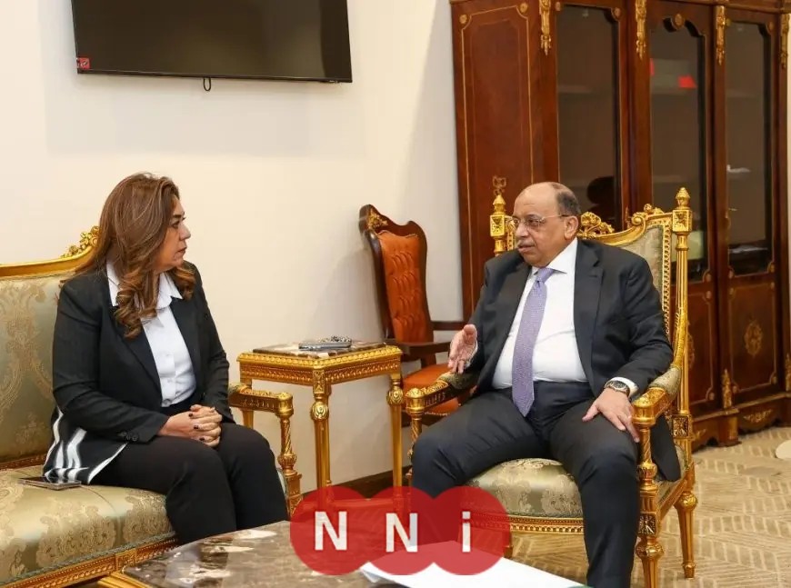 وزيرة التنمية المحلية تبحث تحسين الخدمات وتقنين الأوضاع وإدارة المخلفات بحضور محافظ القاهرة