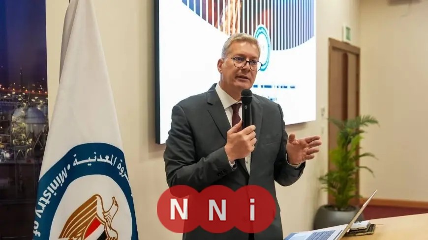 وزير البترول يقدم لشركاء الاستثمار أنظمة تعاقدية مبتكرة وأساليب حديثة لزيادة إنتاج البترول