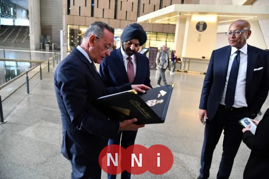 زيارة رئيس مجموعة البنك الدولي وزوجته للمتحف المصري الكبير تجذب الأنظار