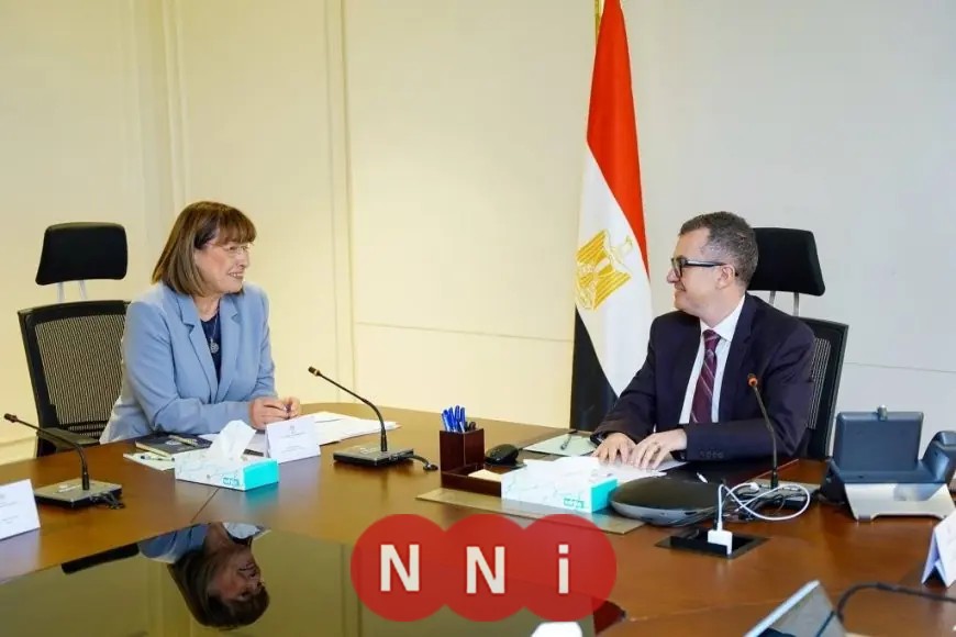 وزير التخطيط ومنسق الأمم المتحدة يناقشان تعزيز التنمية المستدامة في البلاد