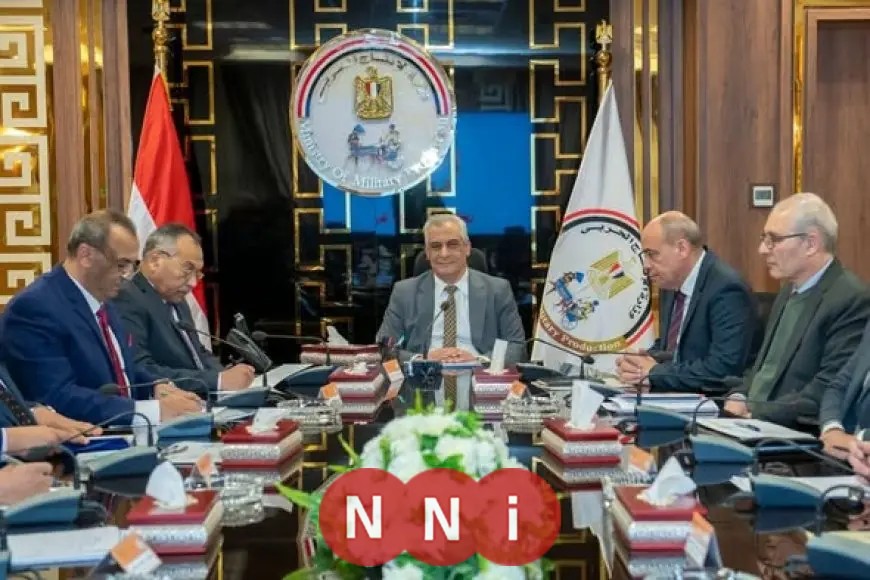 وزير الإنتاج الحربي يلتقي مع قادة صناعة الذخائر لتحقيق التميز الصناعي