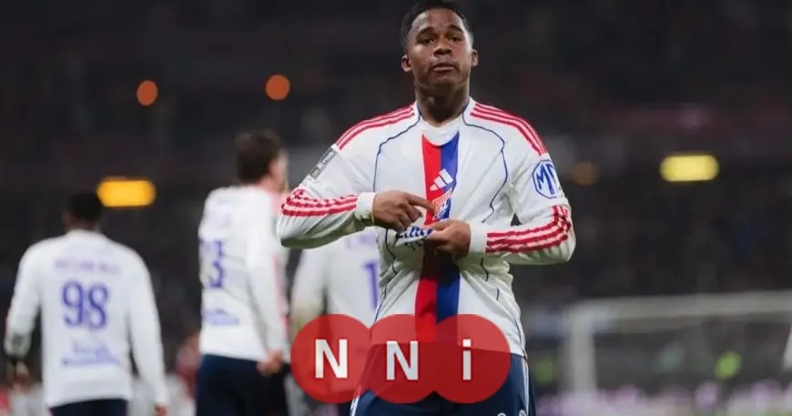 إندريك يعاني من أزمات بدنية وتكتيكية مع ليون والمدرب يسعى لتخفيف الضغوط عليه