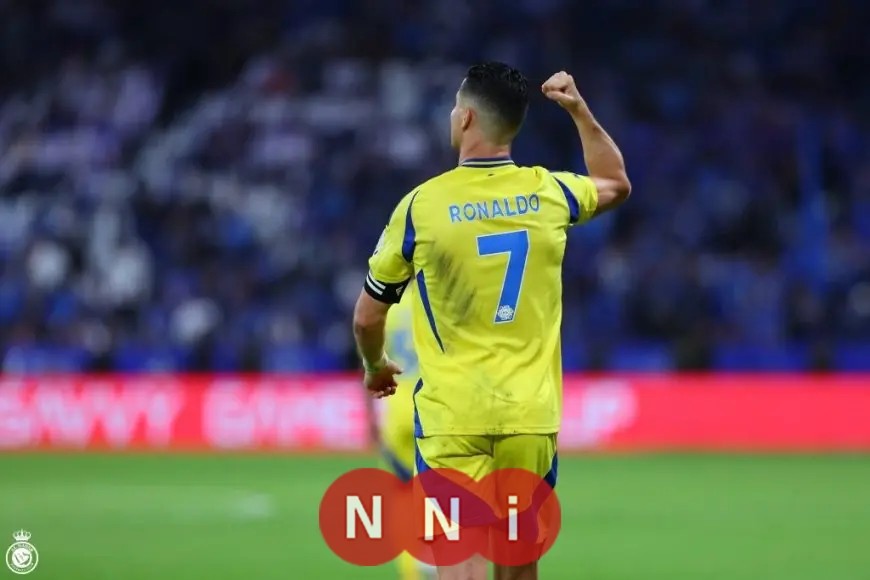 رونالدو يدعم النصر من المدرجات في مواجهة مثيرة ضد نيوم