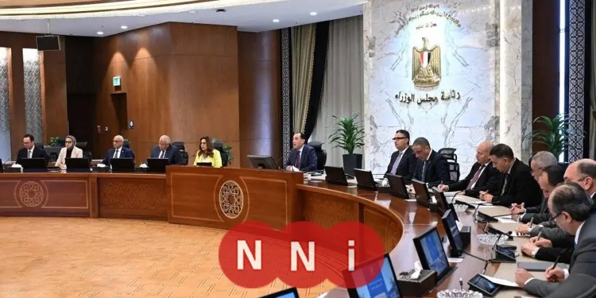 رئيس الوزراء يقود اجتماع مجلس المحافظين اليوم